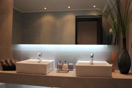 Welcome to Villa Soligia! Beach Front Villa Large Private Pool Amazing Sea View Отели в г. Коринф