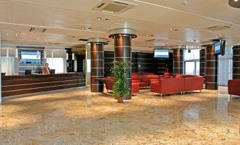 Dado Hotel International - Housity