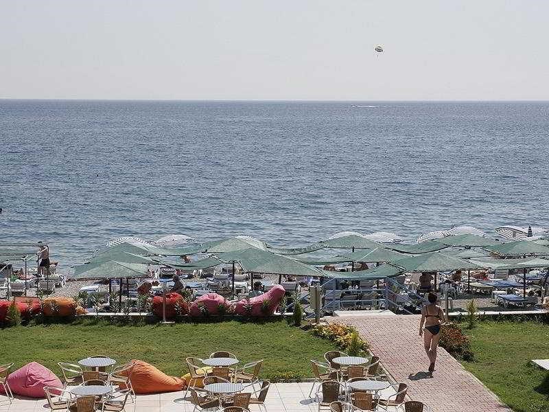 Lims Bona Dea Beach Hotel