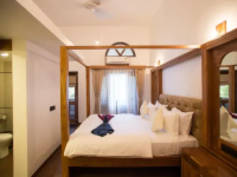 Dunhill Beach Resort Hotels in Agonda