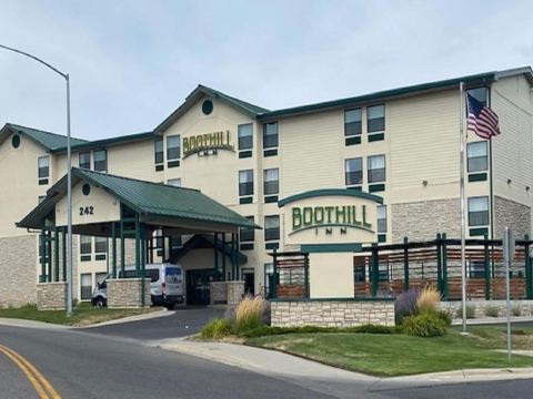 Boothill Inn and Suites