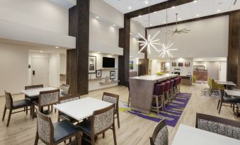 Hampton Inn & Suites by Hilton Rocky Hill-Hartford South