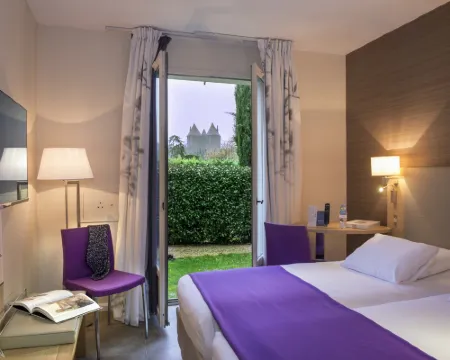 Hôtel Mercure Carcassonne la Cité โรงแรมในจังหวัดโอด