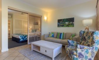 Macrossan House Boutique Holiday Apartments