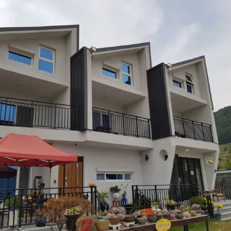 Goseong 1379 Stay Pension