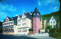 Hotel Zur Post Hotels near Nicolaus Cusanus Denkmal