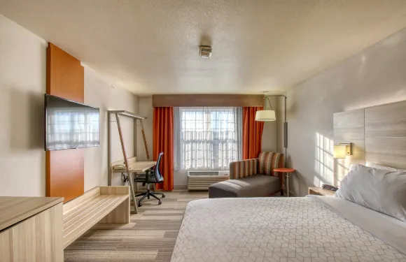 智選假日套房酒店密爾沃基機場