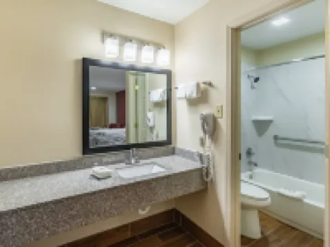 Red Roof Inn Buffalo, TX Hotels in Leon County