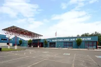 Candlewood Suites WINDSOR LOCKS BRADLEY ARPT by IHG - Parkplatz