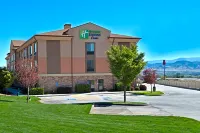 Holiday Inn Express & Suites Richfield Ξενοδοχεία στην πόλη Richfield