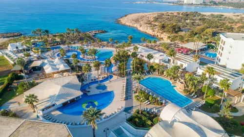 Adams Beach Hotel & Spa - internet
