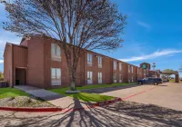 Quality Inn & Suites Richardson-Dallas Hotels in Richardson