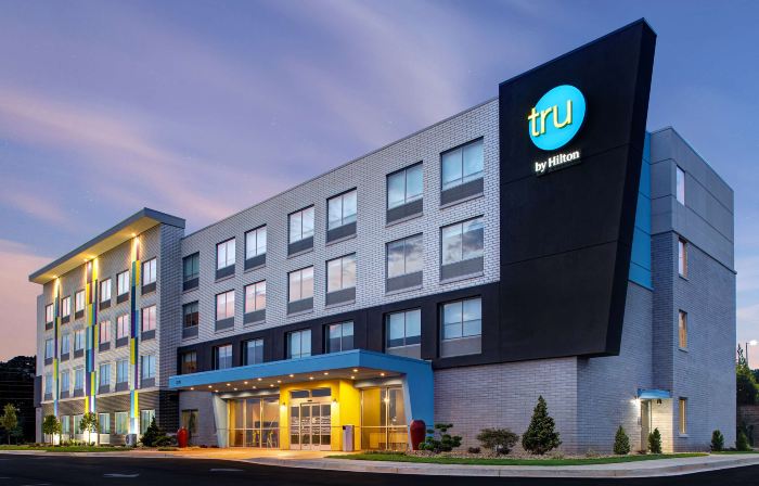 Tru by Hilton Lithia Springs