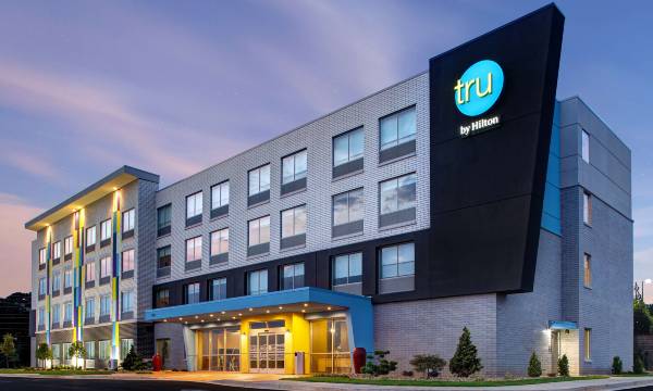 Tru by Hilton Lithia Springs