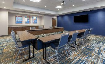 Hampton Inn and Suites by Hilton Bloomfield Hills Detroit