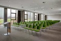 IntercityHotel Amsterdam Schiphol Airport Hotels in Haarlemmermeer