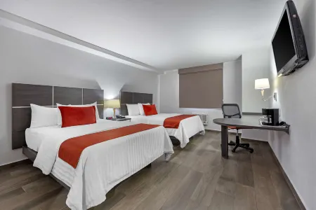 Hotel BeWow Querétaro Отели в г. Керетаро