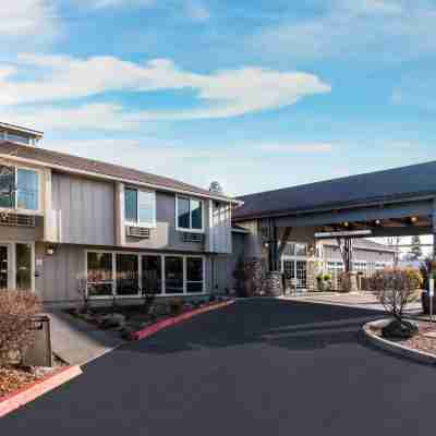 La Quinta Inn by Wyndham Bend Hotel Exterior