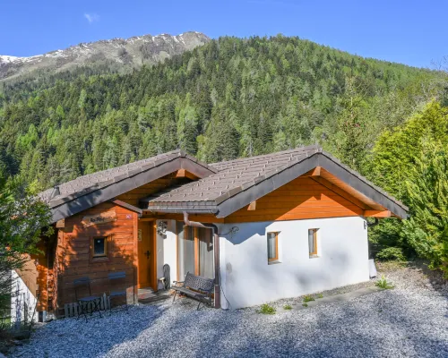 Ropiar Hotels in Leytron
