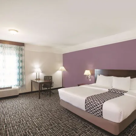 La Quinta Inn & Suites by Wyndham Mansfield TX
