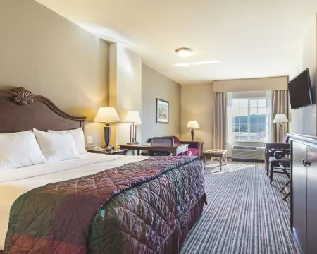 La Quinta Inn & Suites by Wyndham Trinidad Hotels in Trinidad