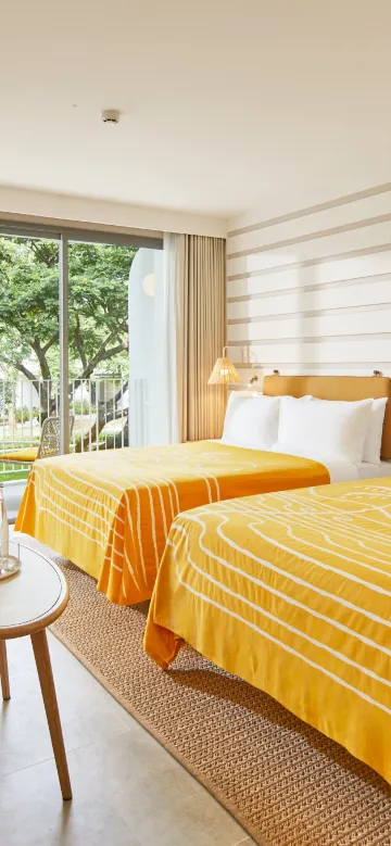 ห้องมาตรฐานพร้อมเตียงคู่สองเตียง