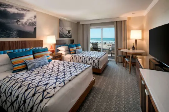 Sandcastle Hotel on the Beach Hotel a 