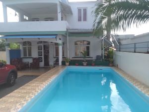 House Private Pool , Wifi, Jacuzzispa ,Security Alarm, Canal Near Sea