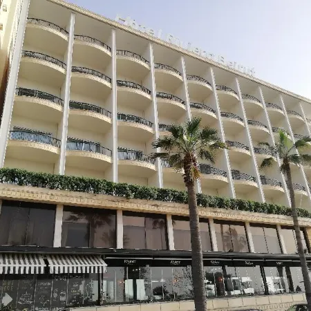 Riviera Hotel and Beach Lounge, Beirut