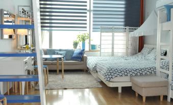 Hongdae Guesthouse 1Min from Hongik Uni Station Exit #1