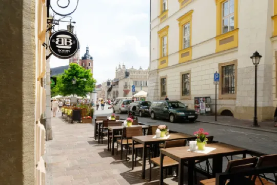 你的克拉特夫經濟酒店