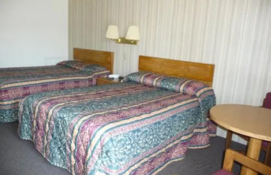 紅玫瑰汽車旅館