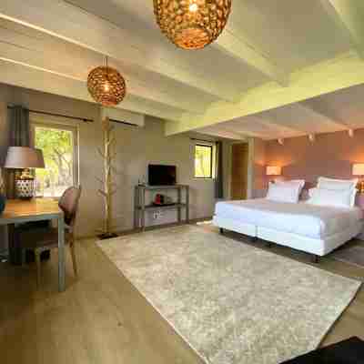 La Maison de Crillon Rooms