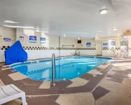 La Quinta Inn & Suites by Wyndham South Holland Hotels in Homewood