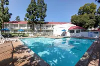 Motel 6 Santa Ana, CA - Irvine - Orange County Airport - Bãi biển