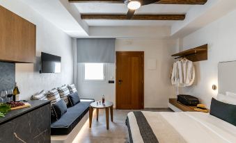Amer Suites Fira