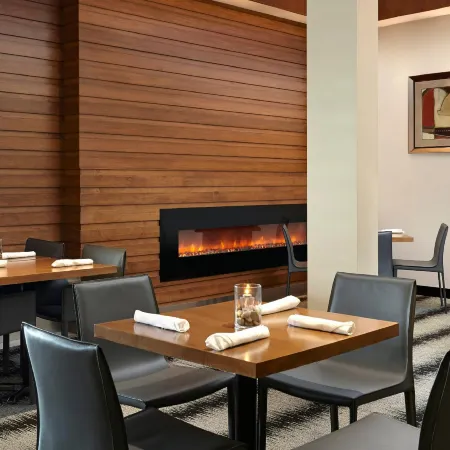 Four Points by Sheraton Edmonton International Airport