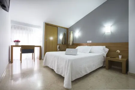 Hotel Casbah Отели в г. Альбалат-делс-Тарончерс