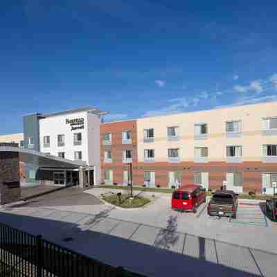 Fairfield Inn & Suites Detroit Chesterfield Hotel Exterior