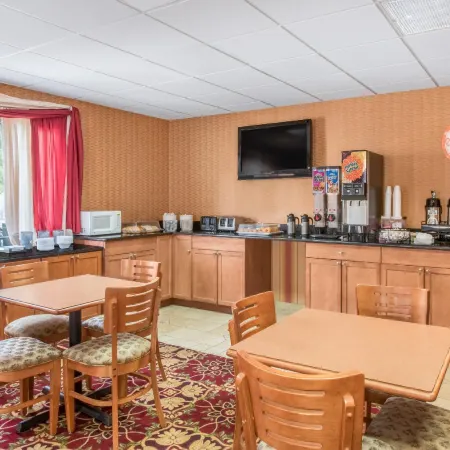 Howard Johnson by Wyndham Hershey