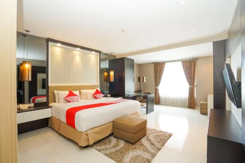 Prime Royal Boutique Hotel Hotels in Sawahan