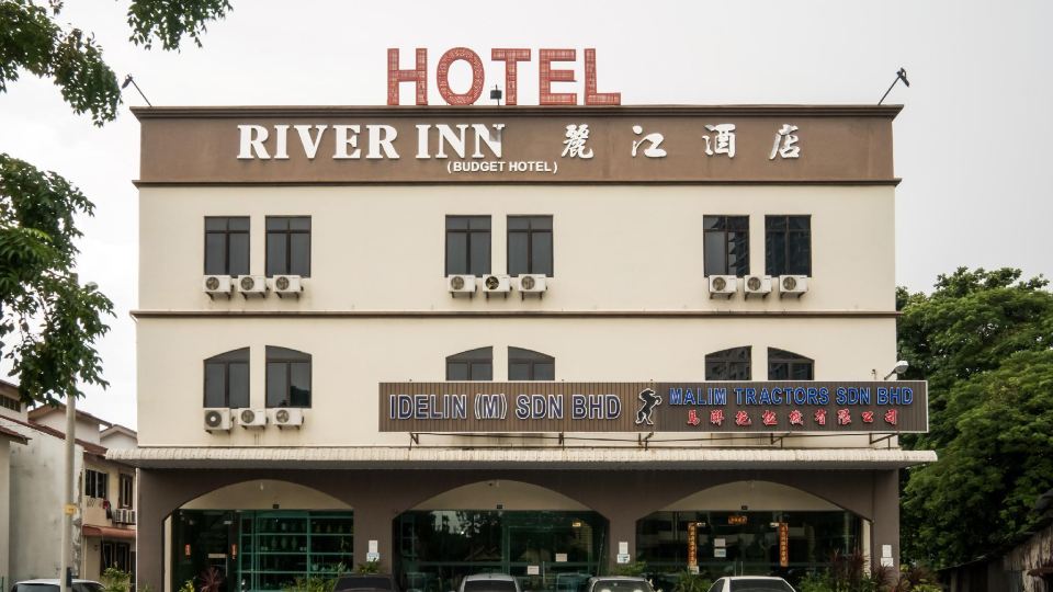 River Inn Hotel