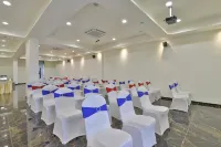 Hotel SR Regency Hotels in Anand