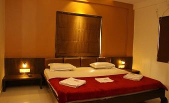 Vrundavan Deluxe - Housity