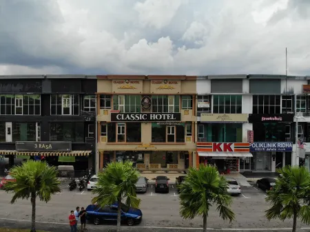 Ghazrin's Classic Hotel JB