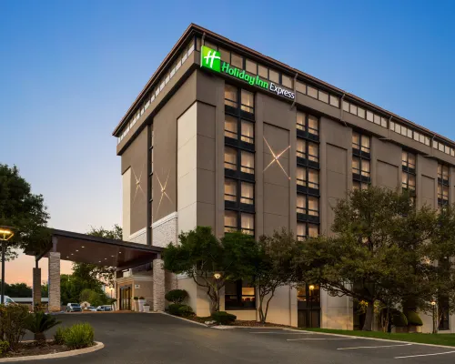 ฮอลิเดย์ อินน์ เอ็กซ์เพรส ซาน อันโตนิโอ-แอร์พอร์ต บาย IHG โรงแรมในซานอันโตนิโอ