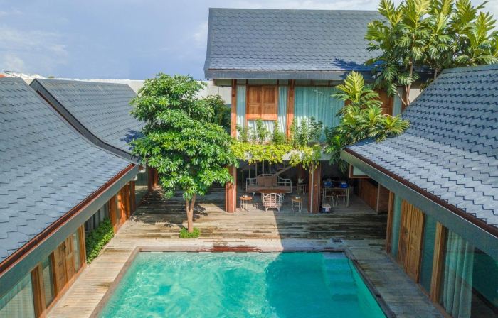 Ayom Java Village
