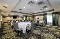 Hampton Inn Brighton - parking
