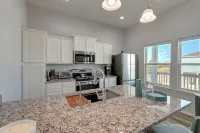 Reel Inn Relax 3 Bedroom Home by RedAwning