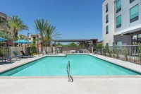 Hilton Garden Inn Surprise - Pools